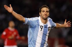 开云体育-历史重演？法国速胜巴西背后，C罗成为关键先生的战术启示