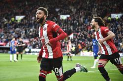 开云体育直播-谢菲联中场阵容缺失，战绩下滑的简单介绍