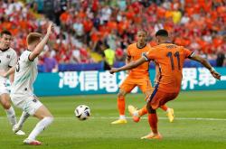 开云体育中国-意大利战胜瑞士，晋级前景一片光明的简单介绍