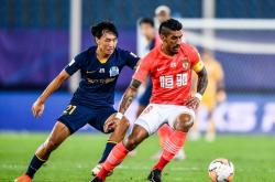 开云在线直播-现任冠军战平，艰难保持不败的简单介绍