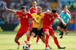 开云体育中国官网-华斯卡凭借团队合作，在主场击败对手