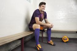 开云体育中国-爱德华兹，明尼苏达的独舞者，一手掌控森林狼对阵热火的比赛走势