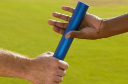 开云下载-赛道上的雄鹰，当杜兰特在F1街道赛接管比赛