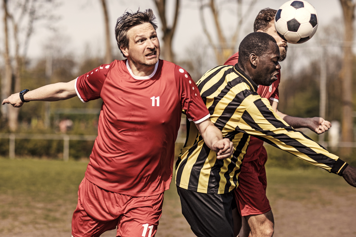 依靠团队合作，球队摘取胜利果实的简单介绍