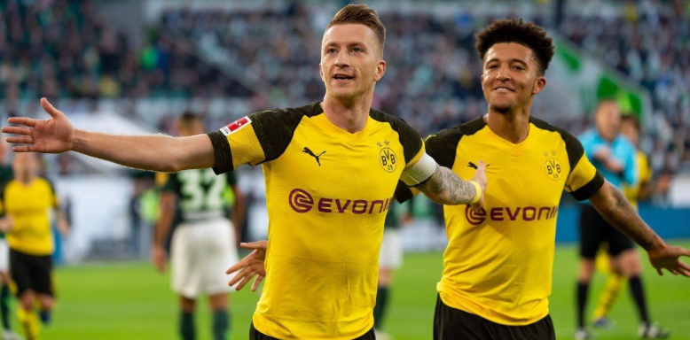 包含莱比锡红牛完胜多特蒙德，卡塞米罗送出助攻的词条