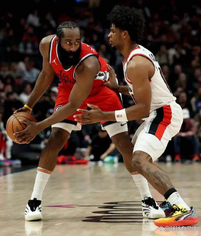 韩国完胜比利时，加维三分雨点燃全场的简单介绍