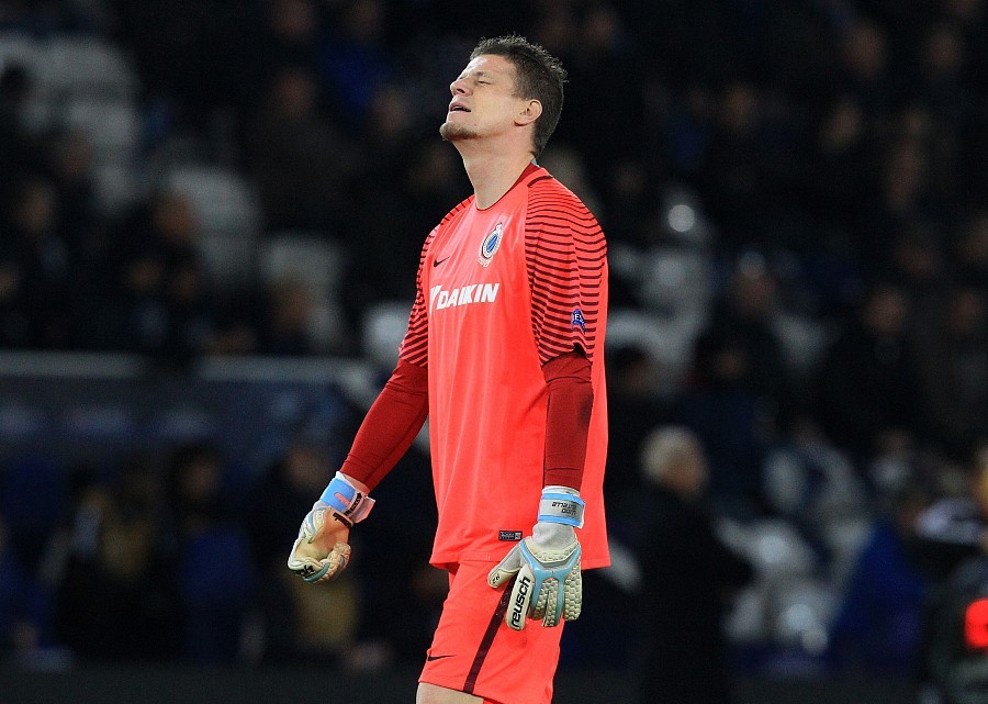 布鲁日门将成功化解门前出战完成