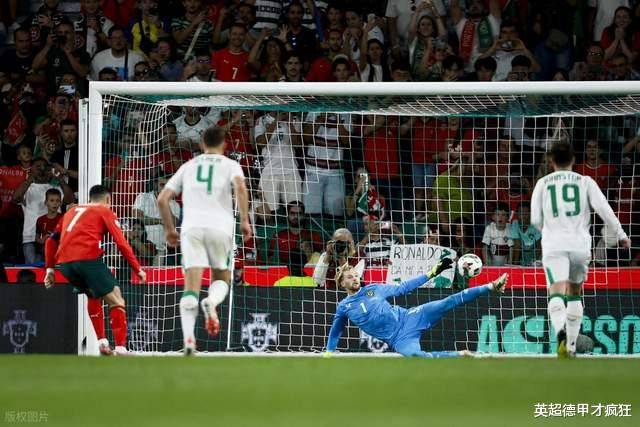门将神勇表现,扑出关键点球挽救球队 门将神勇表现,扑出关键点球挽救球队