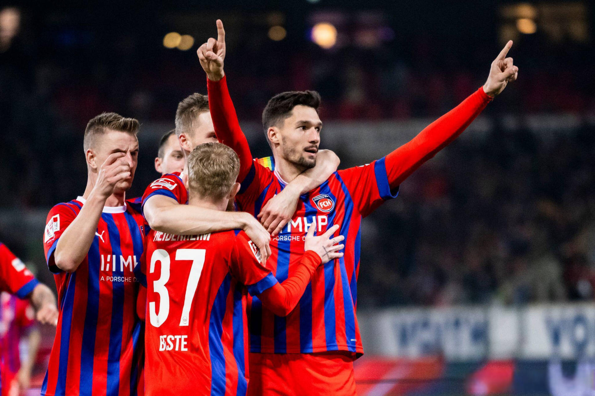 霍芬海姆挑战斯图加特，实力对比的简单介绍