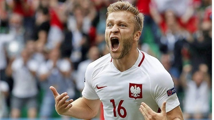 包含柏林赫塔大胜，晋级希望大增的词条