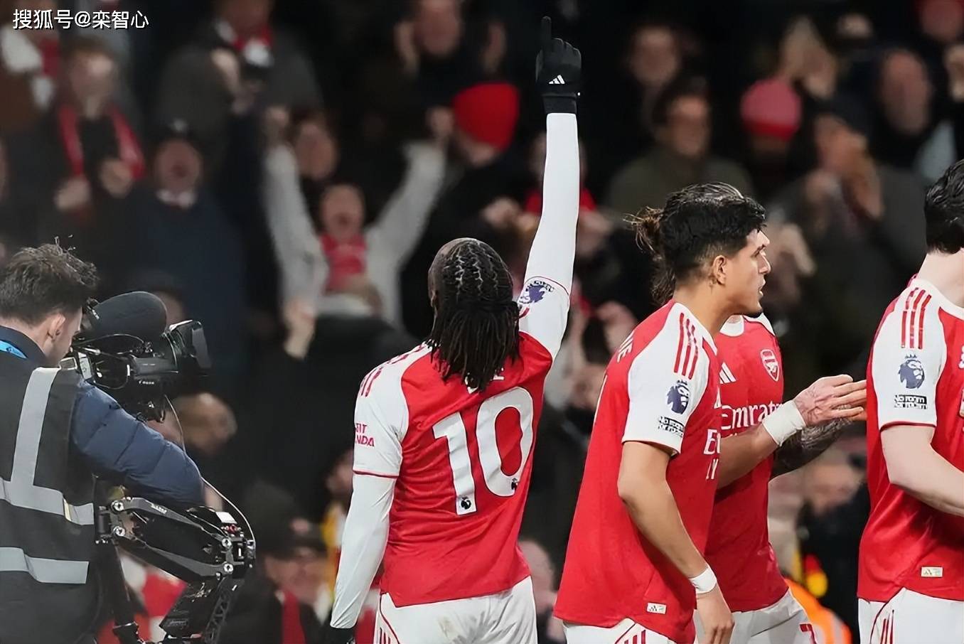 包含热刺斩获关键胜利，奇迹终成现实的词条