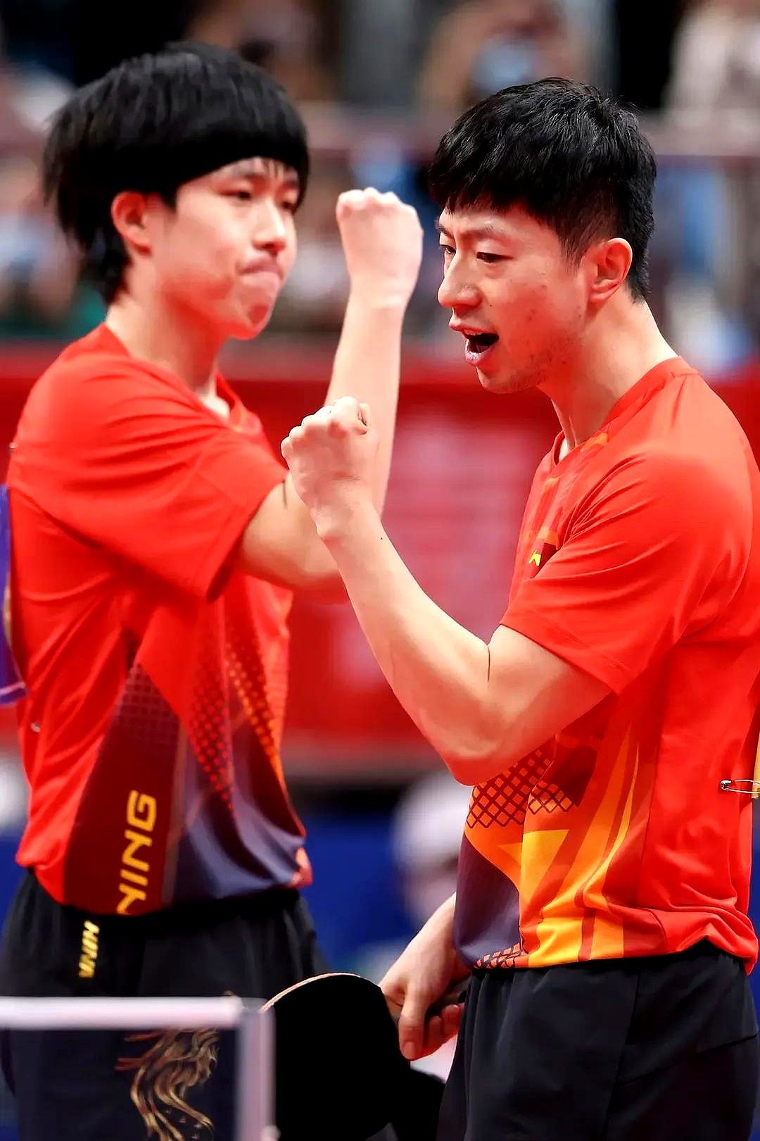 中国乒乓球队碾压瑞典乒乓球队，马龙关键制胜的简单介绍