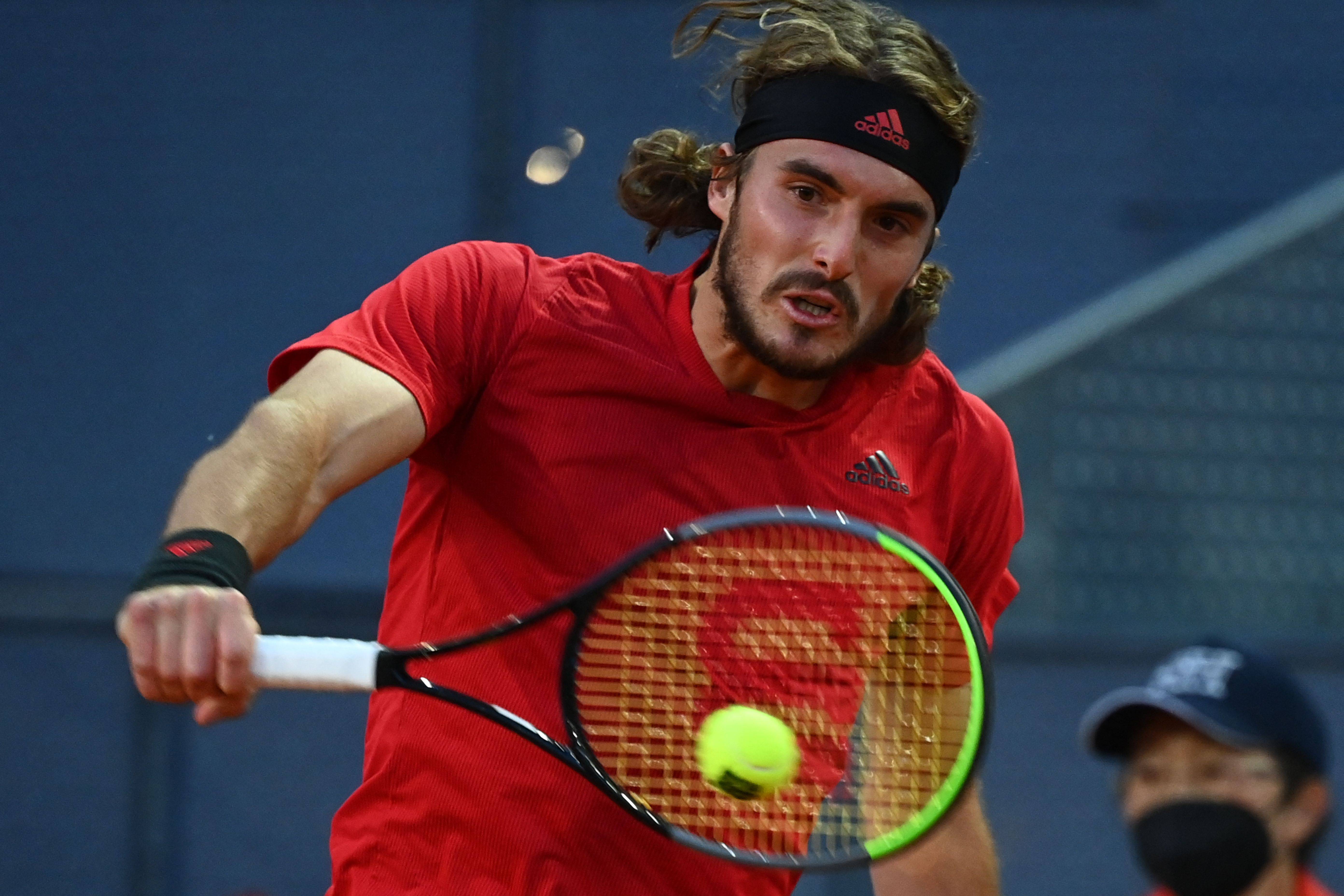 美国网球队爆冷法国网球队，西西帕斯三分雨点燃全场