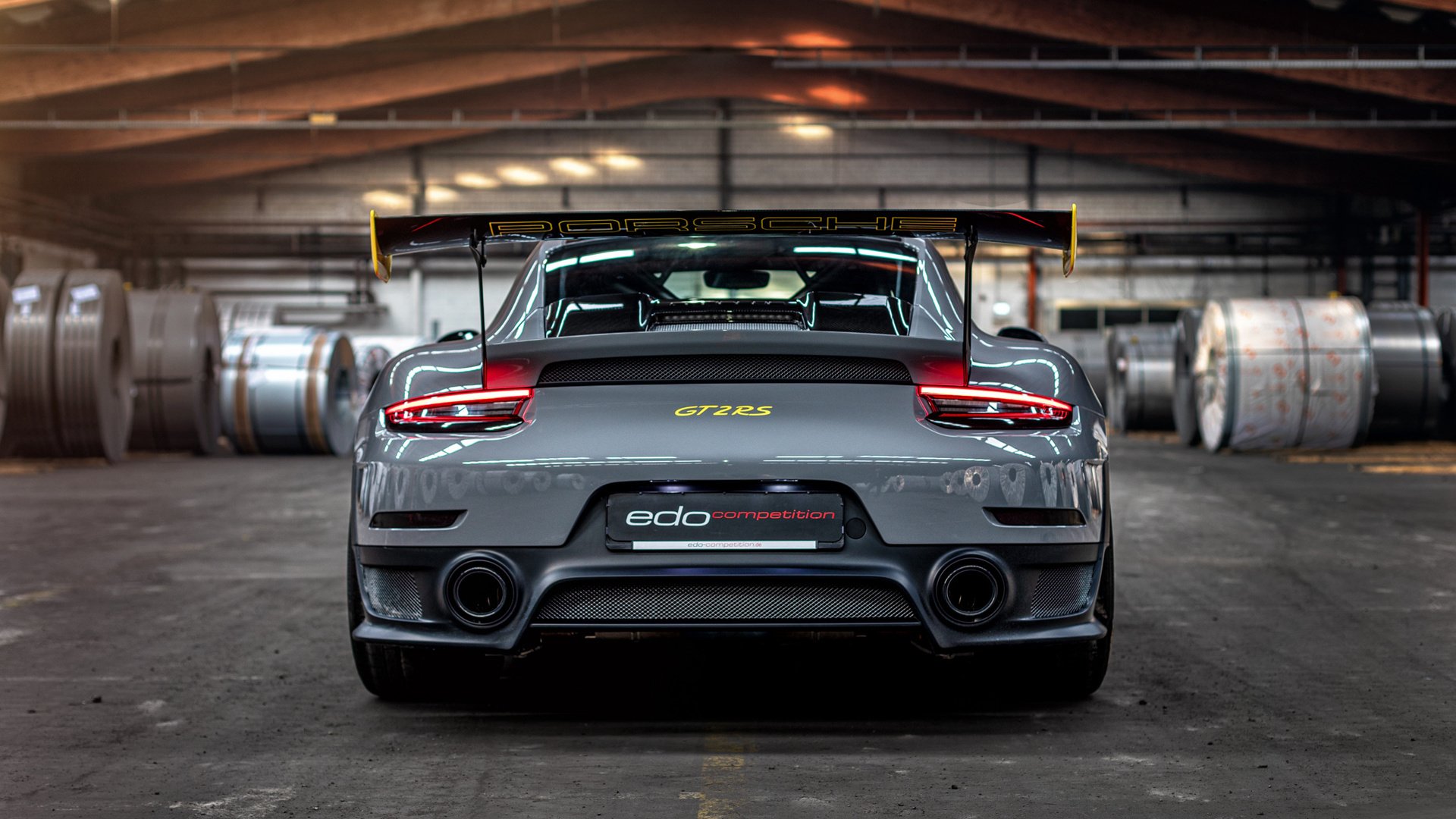 北欧神话破灭与英伦新王加冕,当瑞士狂胜芬兰,维尼修斯已在英超接管比赛