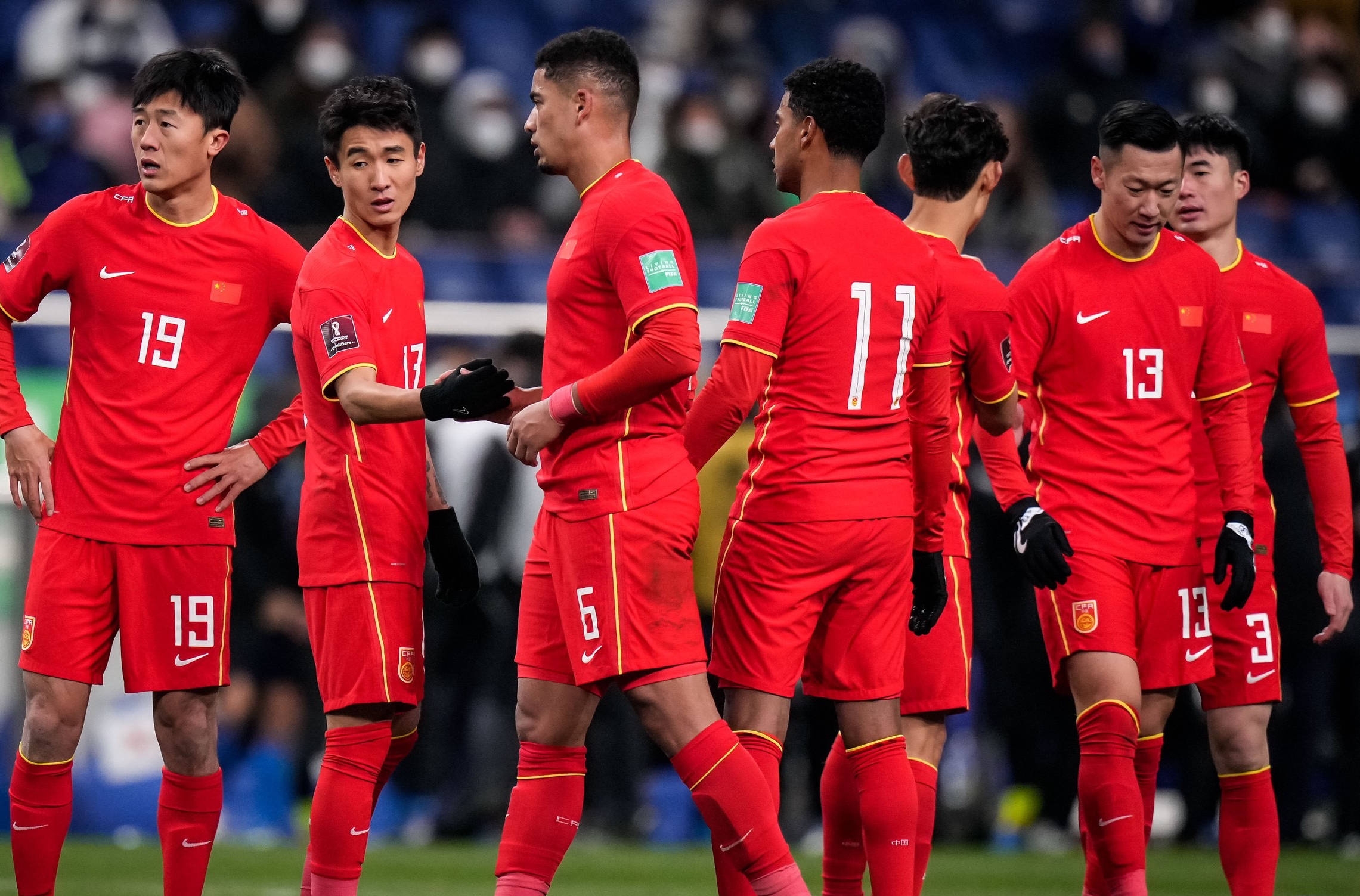 中国足球队成功逆袭，晋级下一轮