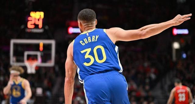 浙江队险胜四川队，库里高光表现