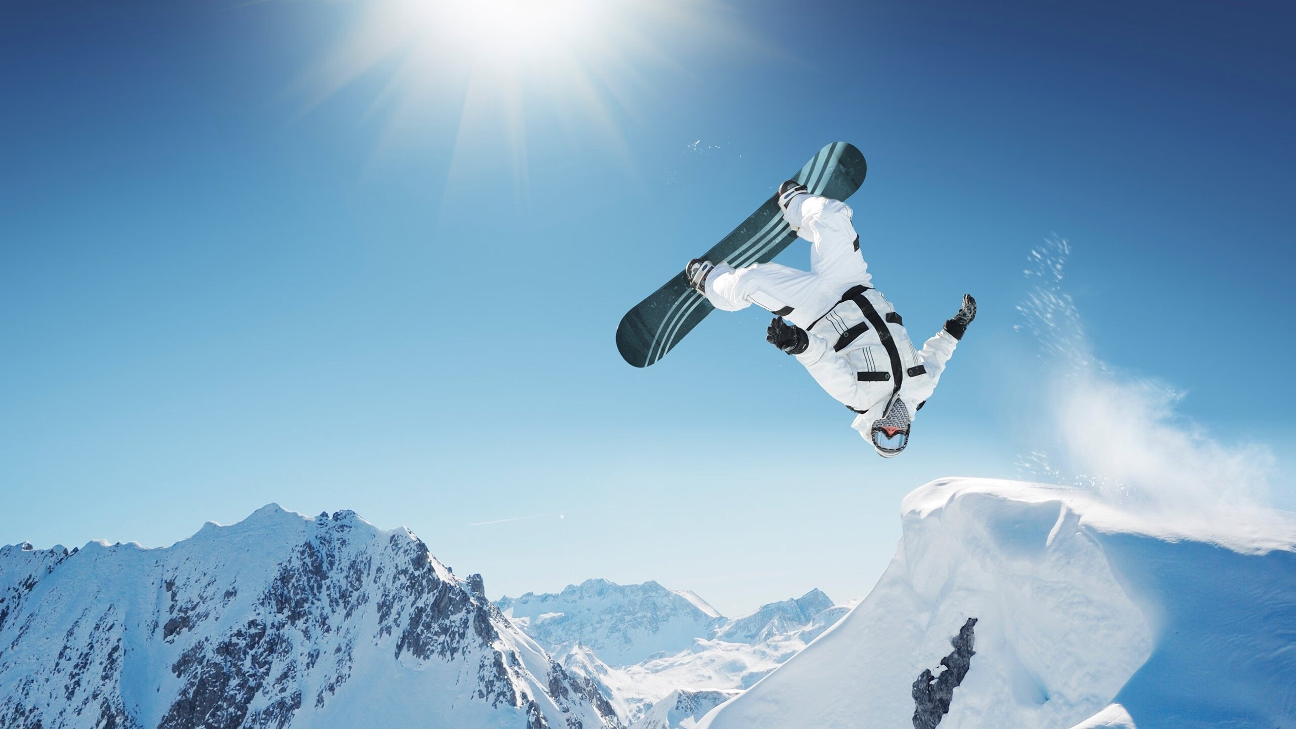 若日尼奥,舞台越大越强,厄瓜多尔速胜波兰背后的中场哲学