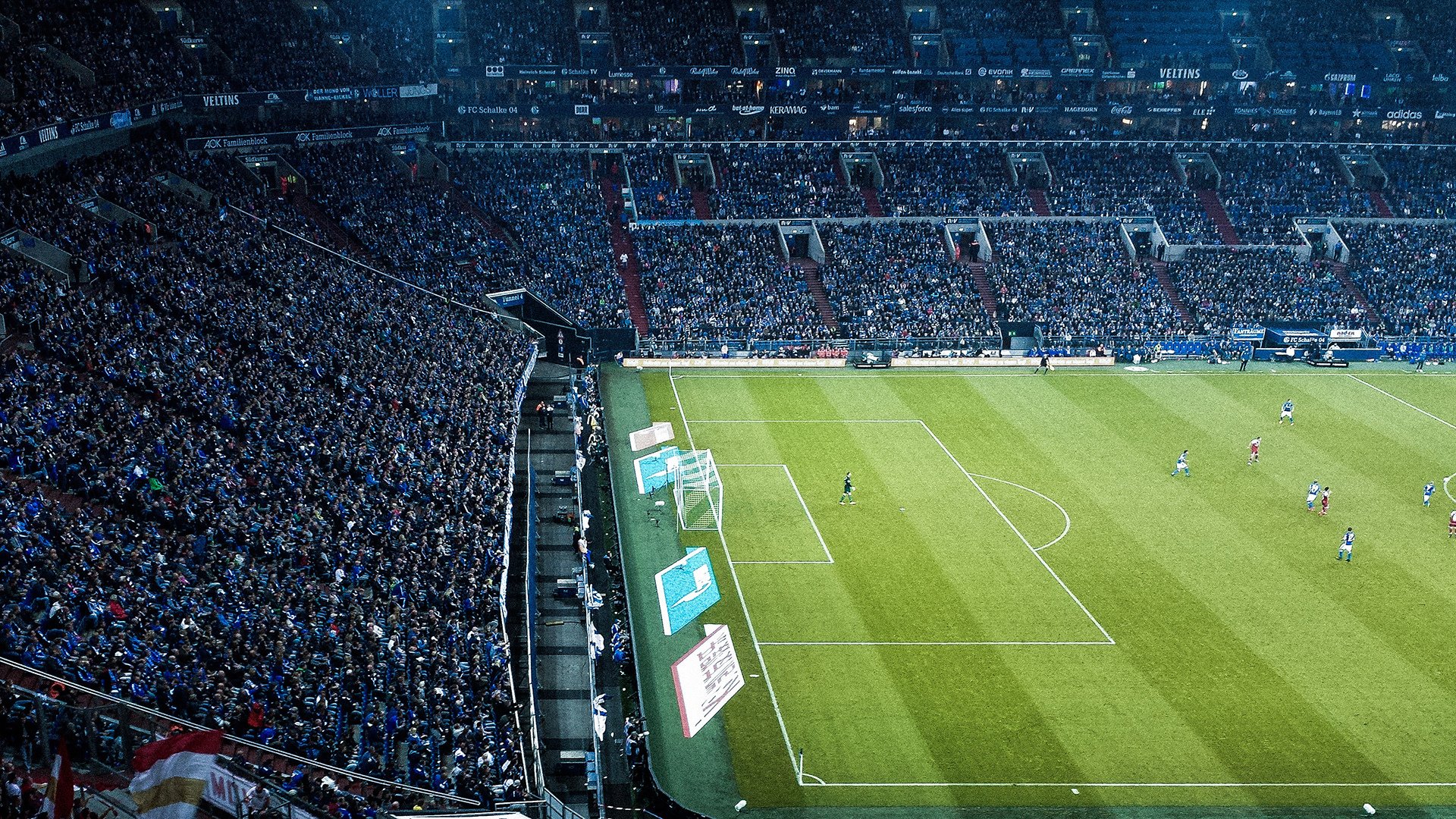 辽宁队全面压制上海队，克莱成为关键先生