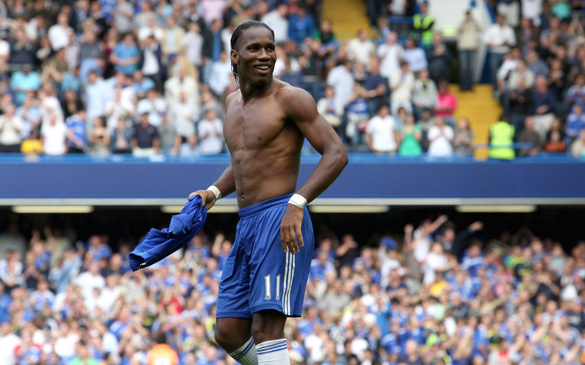 从华沙到伊斯坦布尔，非洲雄鹰的绝杀基因与欧冠王者的诞生